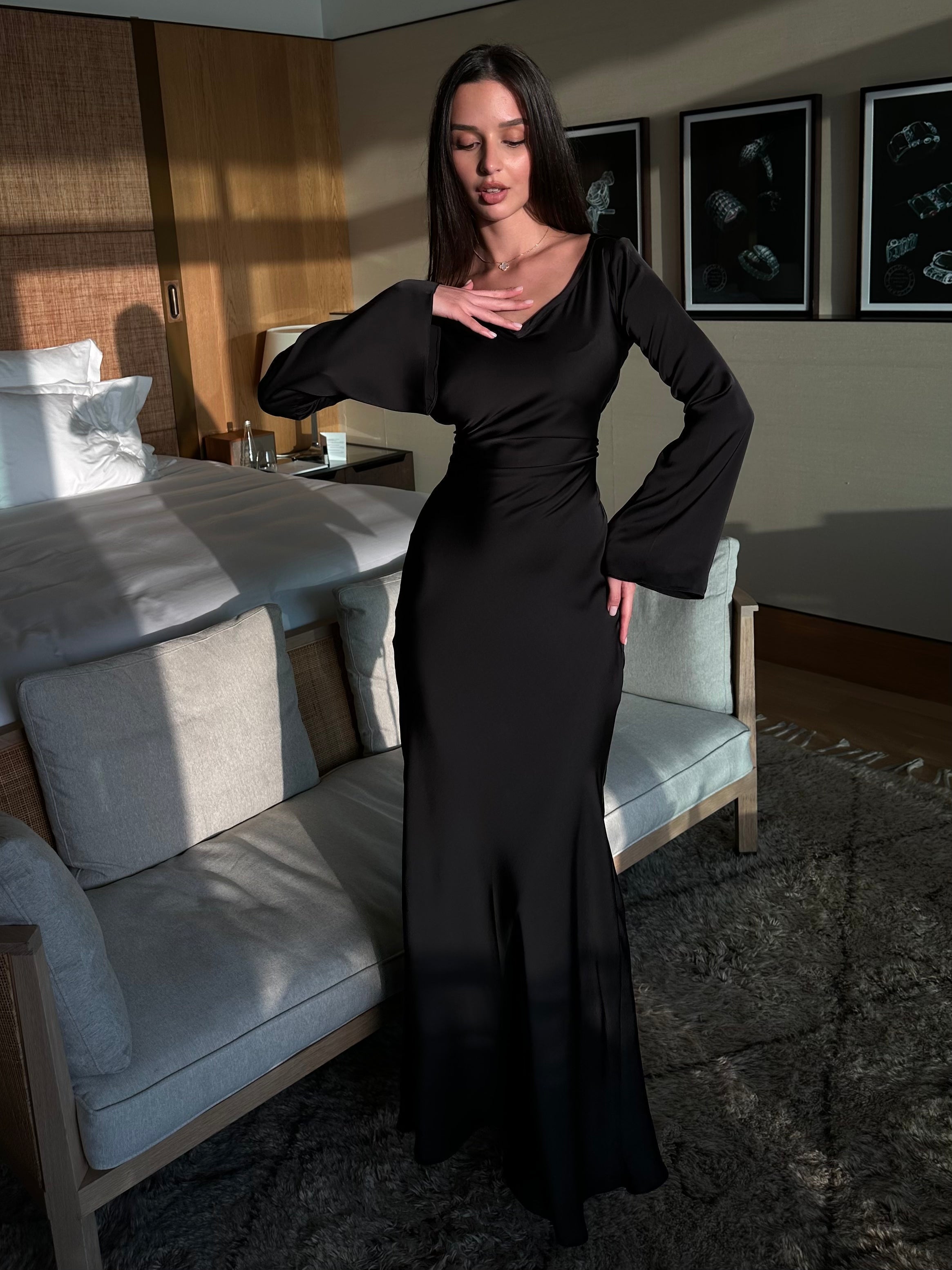 LILIANA | Long-sleeved Maxi Dress